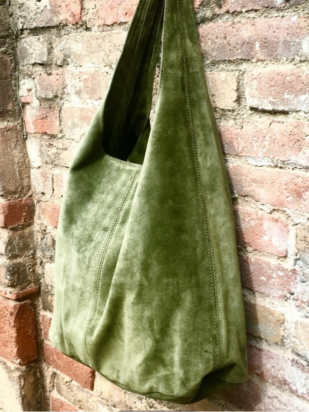 Made in Italy suede leather zipper tote moss / warm sage green - Picture 6 of 13